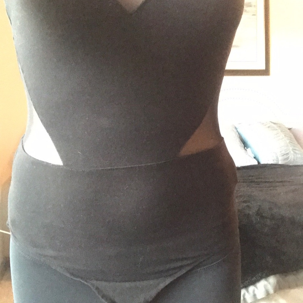 Mesh top - Picture 3 of 3